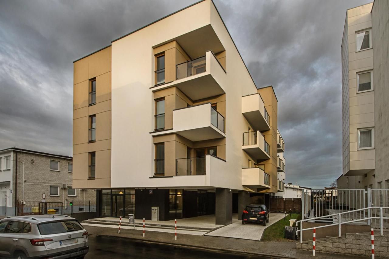 Apartamenty Centrum M - Komfortowe Noclegi Piaseczno (Masovia) Exterior foto